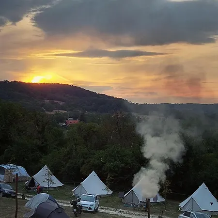 Glamp-inn