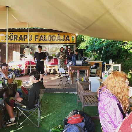 Kamp alanı Glamp-inn *
