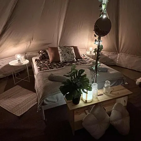 Glamp-inn