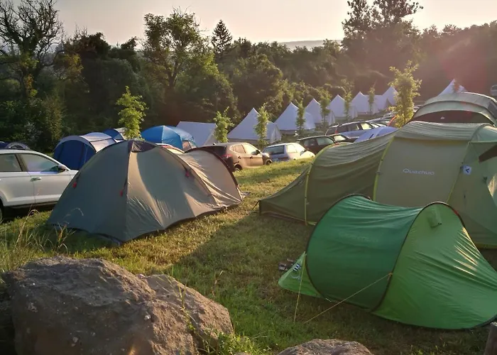Κάμπινγκ Glamp-inn *