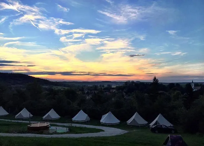 Кемпинг Glamp-inn *